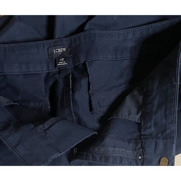 J CREW Women's Frankie Bermuda Navy Blue Chino Shorts 9" Inseam Sz 12 - Picture 4 of 6